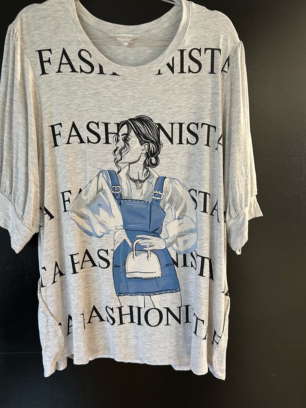 Women’s Light Gray 'Fashionista' Graphic Short Sleeve Tee with Blue Print